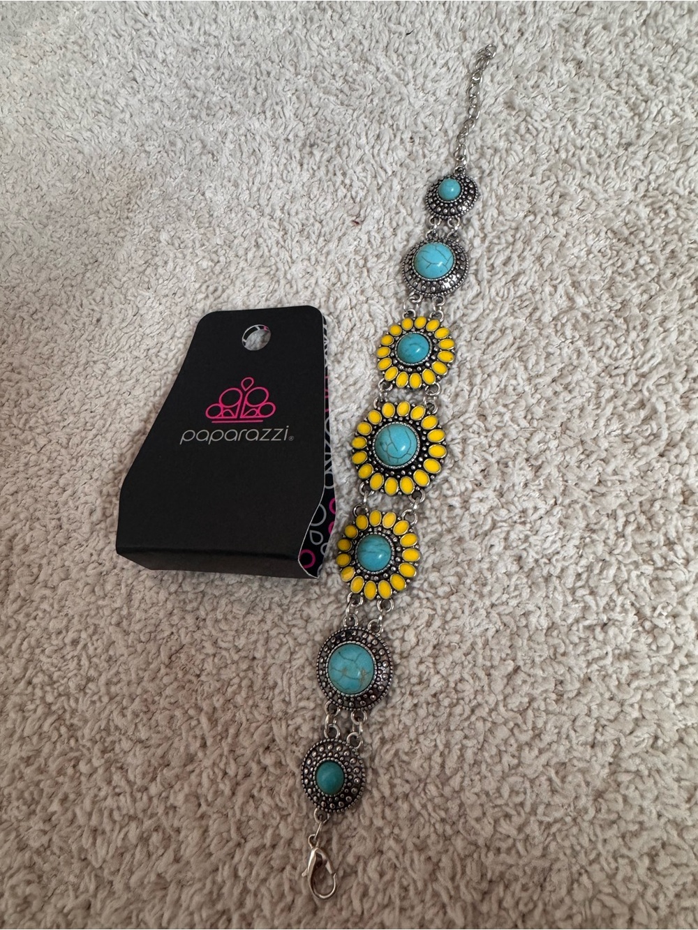 RARE Paparazzi Turquoise and Yellow Floral Medallion Bracelet
